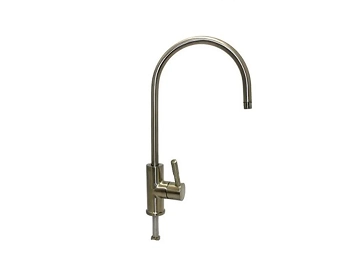 Grifo italiano bañado en níquel